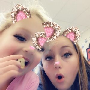 Meet your Posher, Leah